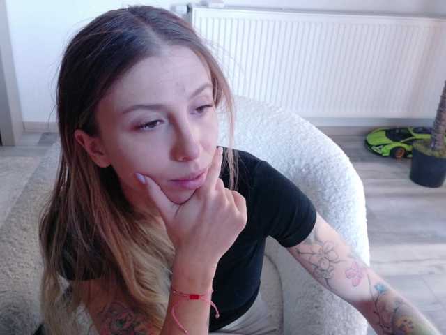 DiddySweet1's BongaCams show and profile