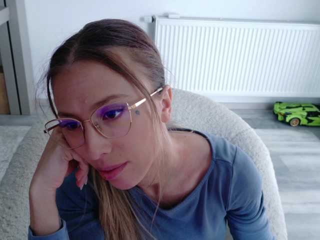 DiddySweet1's BongaCams show and profile