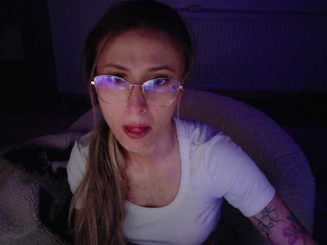 DiddySweet1's BongaCams show and profile