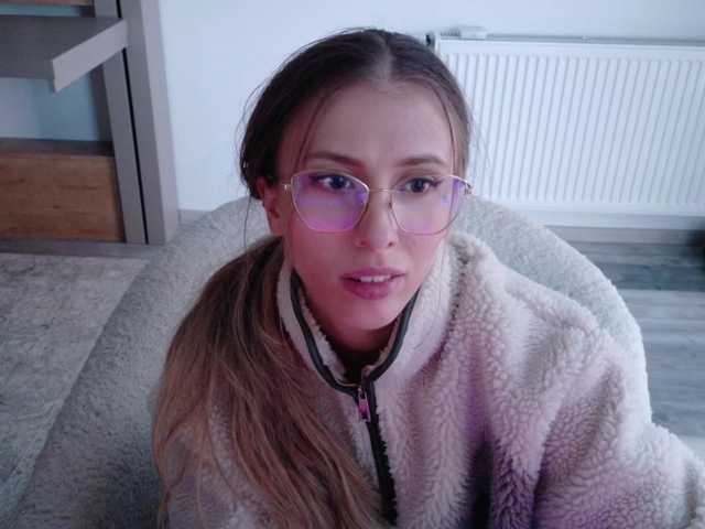 DiddySweet1's BongaCams show and profile