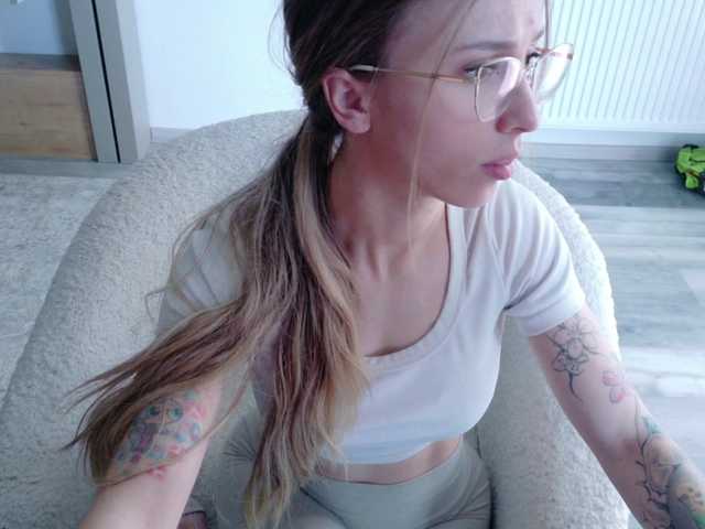 DiddySweet1's BongaCams show and profile