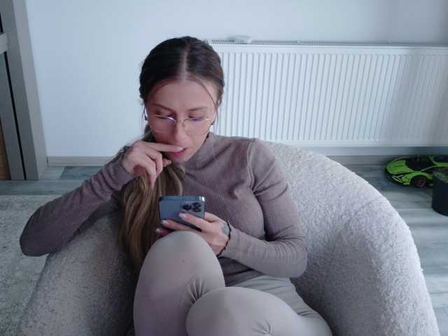 DiddySweet1's BongaCams show and profile