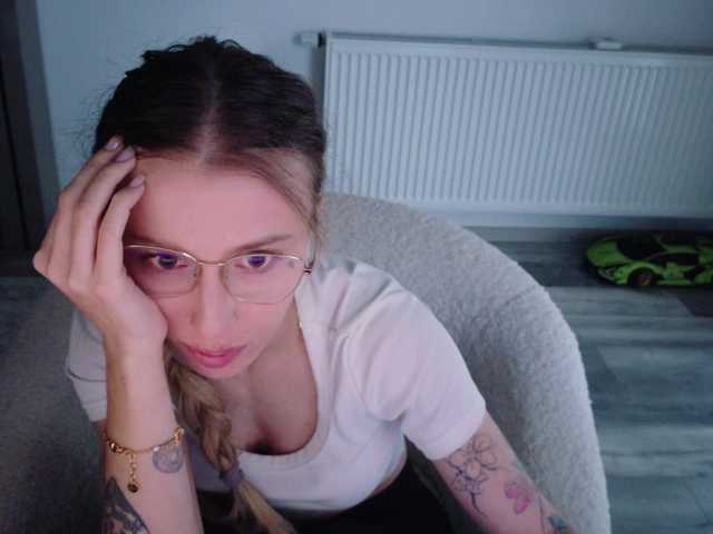 DiddySweet1's BongaCams show and profile