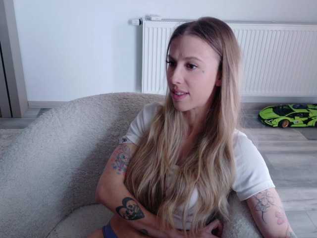 DiddySweet1's BongaCams show and profile