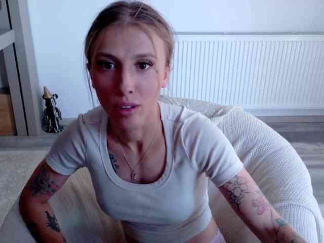 live cam sex DiddySweet1