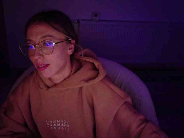 DiddySweet1 Live Webcam on BongaCams
