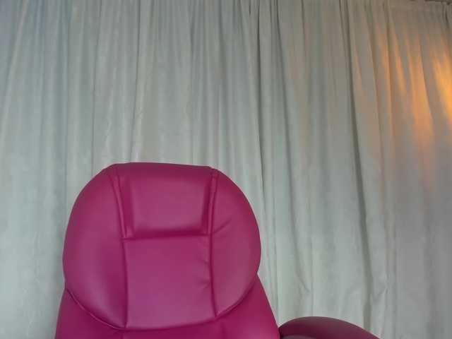 NATALIKIDMAN's BongaCams show and profile