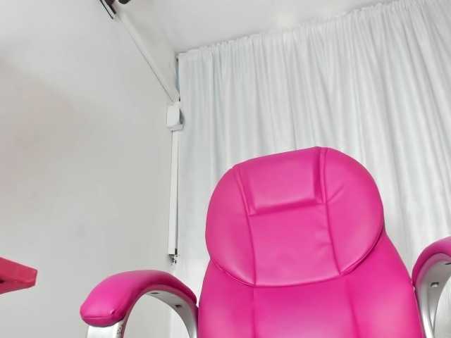 NATALIKIDMAN's BongaCams show and profile