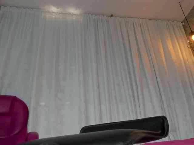NATALIKIDMAN webcam