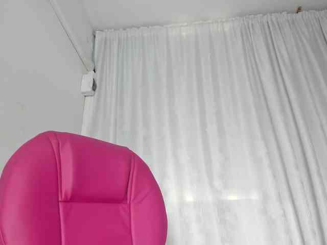 NATALIKIDMAN webcam