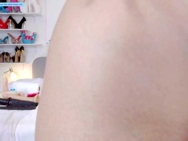 CindyBKK's BongaCams show and profile