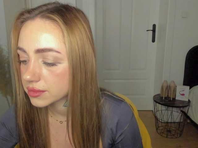 SEXYcoralie's BongaCams show and profile