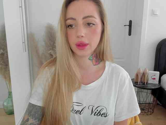SEXYcoralie Live Webcam on BongaCams SEXYcoralie Live Webcam on BongaCams