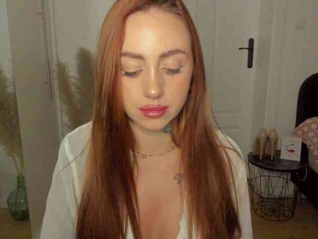 SEXYcoralie webcam