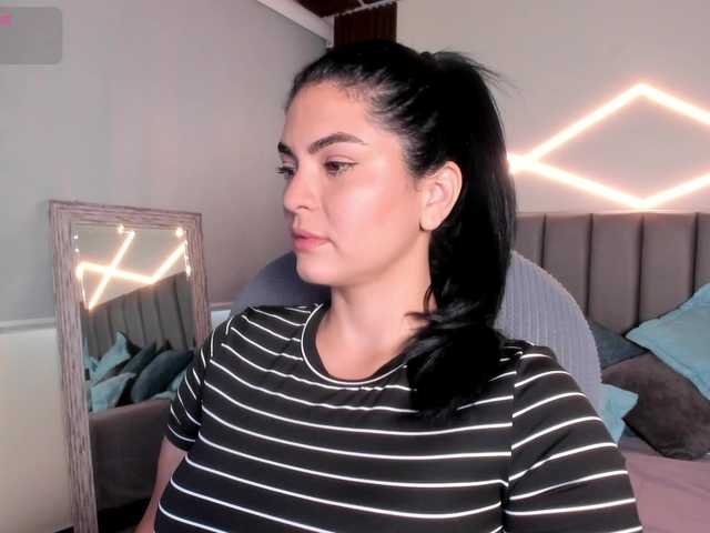 VeronicaLanz's BongaCams show and profile