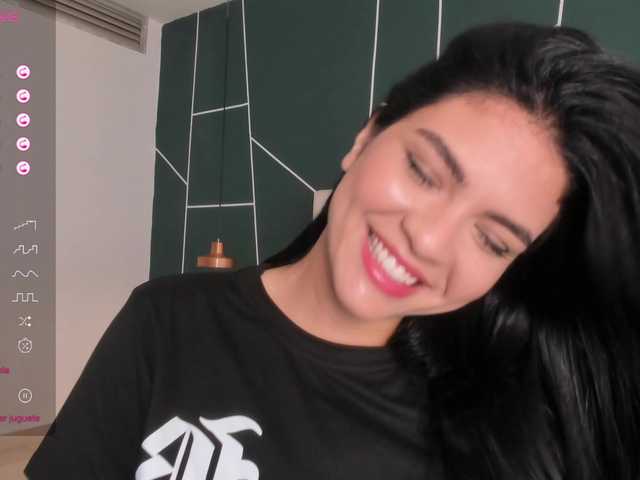 VeronicaLanz's BongaCams show and profile