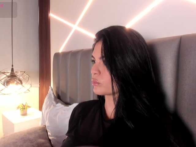 VeronicaLanz's BongaCams show and profile