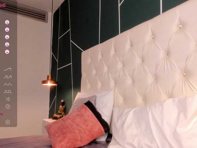 VeronicaLanz's BongaCams show and profile