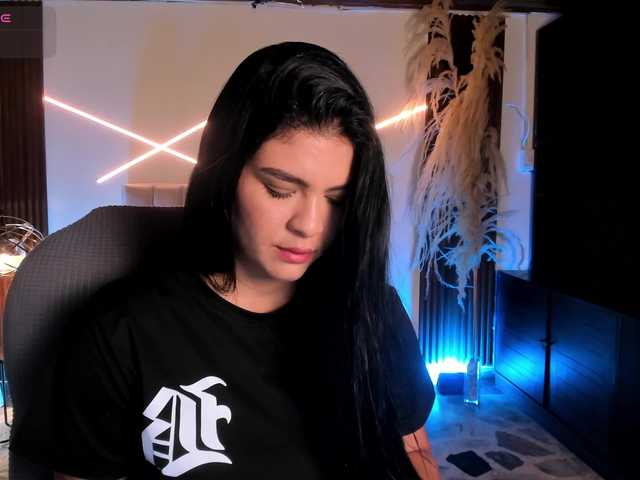 VeronicaLanz's BongaCams show and profile