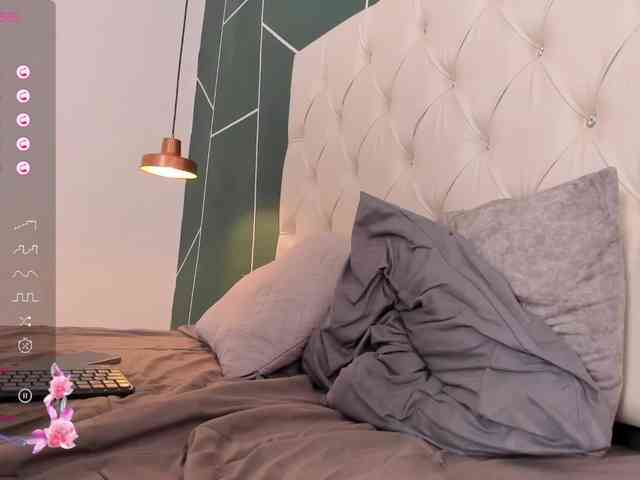 VeronicaLanz webcam