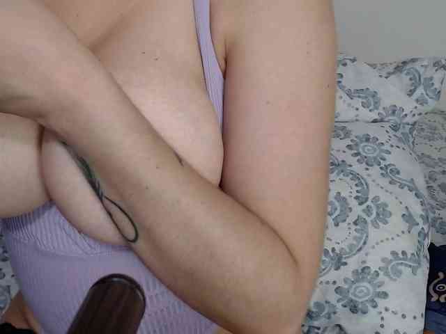 evathonson webcam