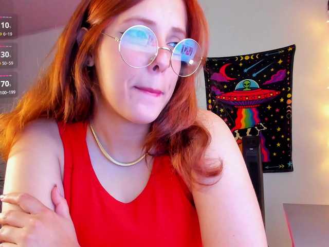 Allie-Rose's BongaCams show and profile