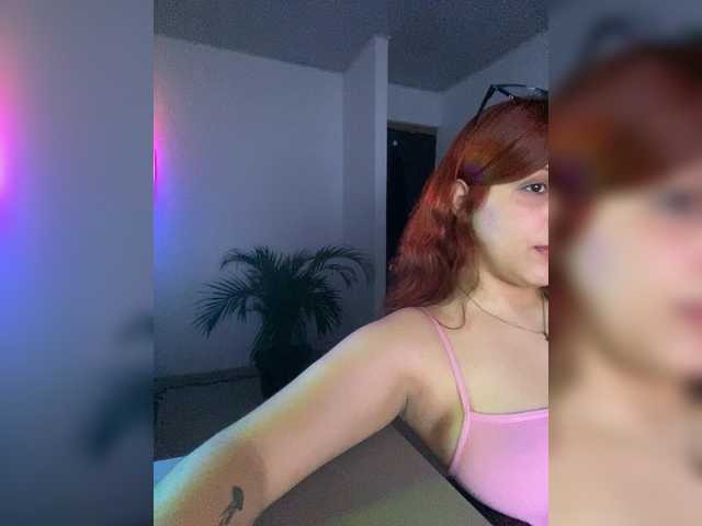 Allie-Rose's BongaCams show and profile