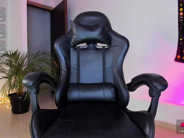 Allie-Rose's BongaCams show and profile