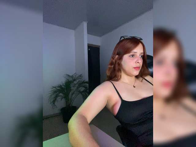 Allie-Rose's BongaCams show and profile