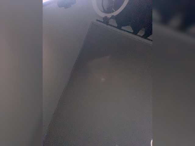 Allie-Rose's BongaCams show and profile