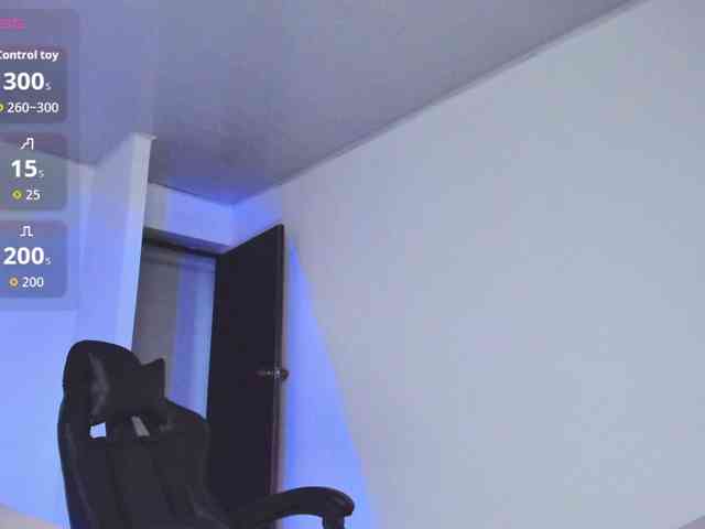 Allie-Rose webcam