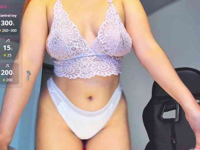 Allie-Rose webcam