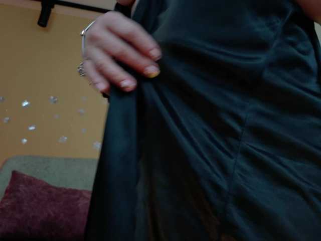 Quinn-Darly's BongaCams show and profile