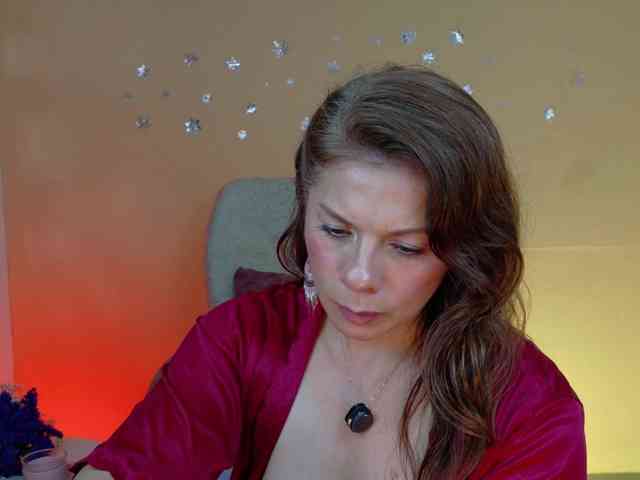 Quinn-Darly Live Webcam on BongaCams