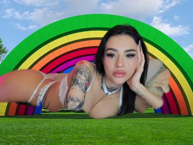 FantasyDevil's BongaCams show and profile