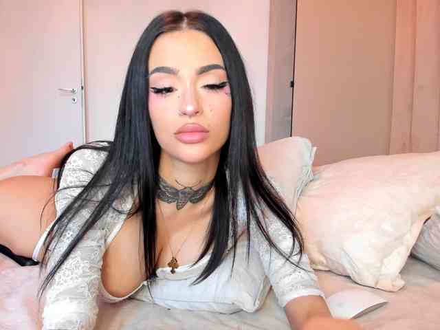 FantasyDevil webcam