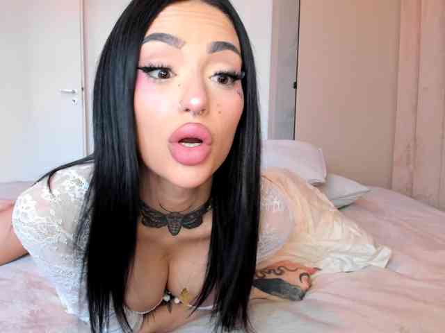 FantasyDevil webcam
