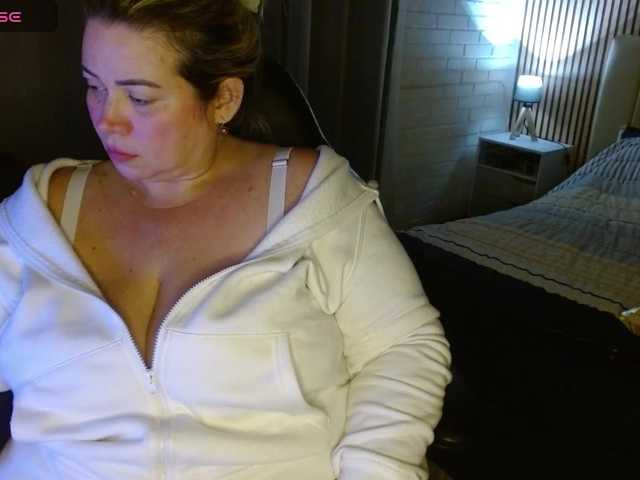 bella-savati from BongaCams