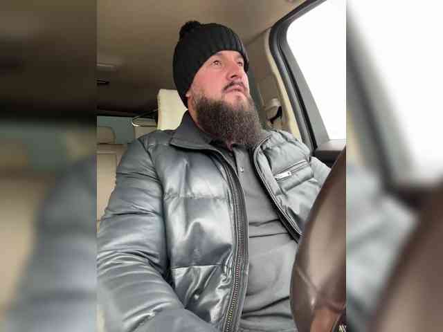 sports-man sports-man