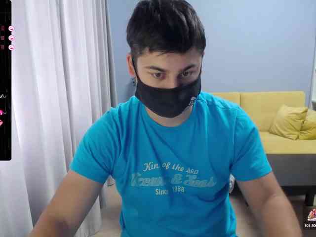TomGuys Live Webcam on BongaCams