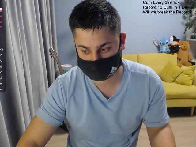 TomGuys Live Webcam on BongaCams