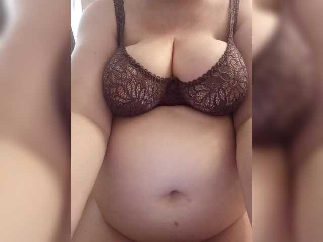 LeilaNightova's BongaCams show and profile