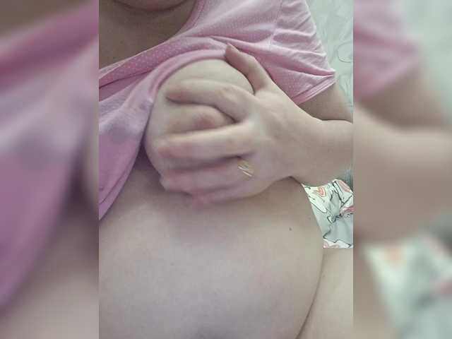 LeilaNightova's BongaCams show and profile