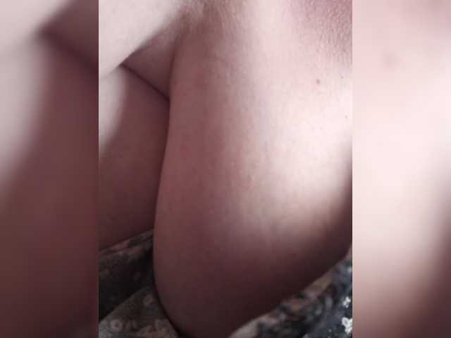  LeilaNightova chat room