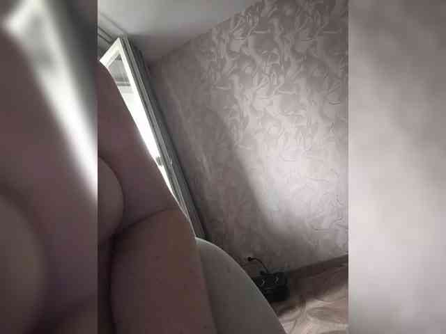 Milf_a webcam