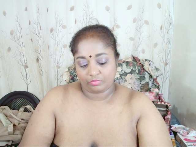 Indiantasha webcam bongacams model stream image