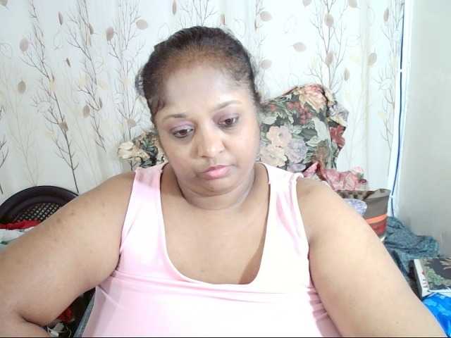 Indiantasha webcam bongacams model stream image
