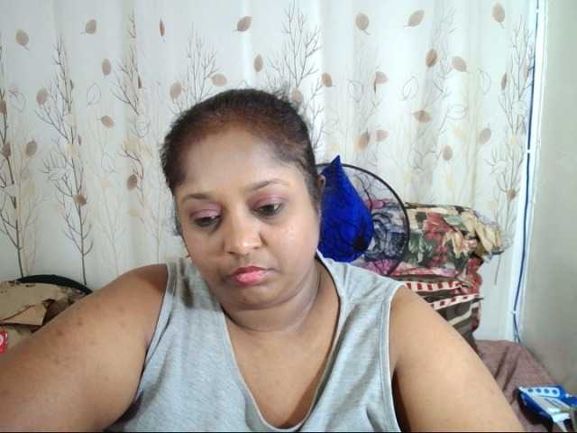 Masturbate to 41 years old Indiantasha from BongaCams Indiantasha from BongaCams