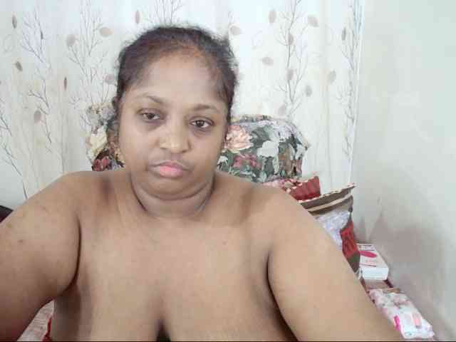 Indiantasha Live Webcam on BongaCams