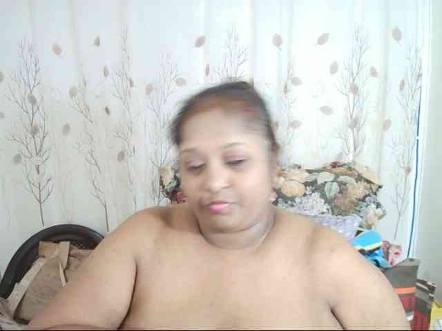 Indiantasha webcam